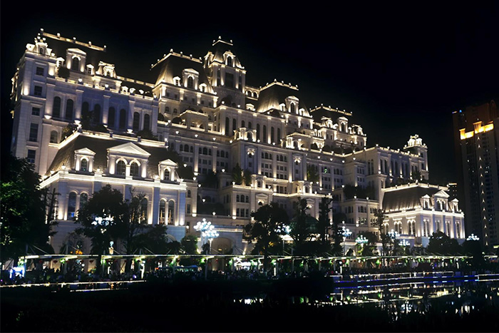 酒店亮化太復(fù)雜？看我們?nèi)绾屋p松搞定！