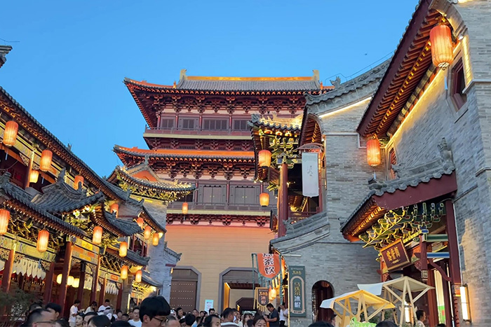 明亮照明集團(tuán)古建筑亮化案例