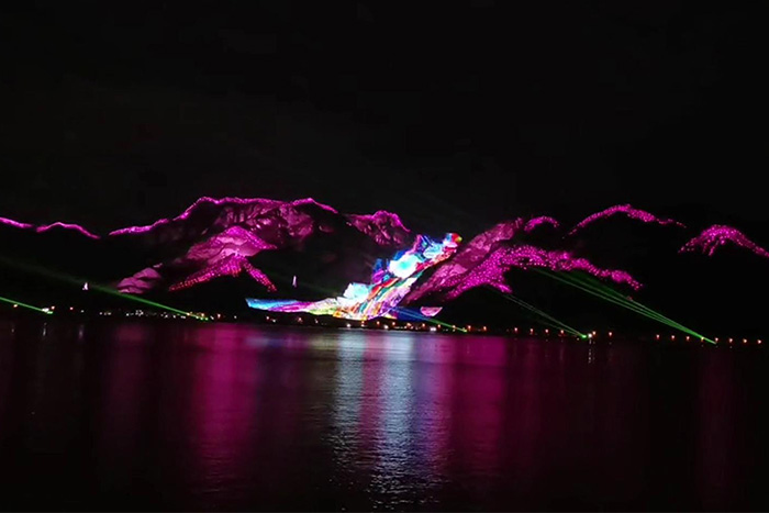 別家靠山體亮化讓游客“流連忘返”，你還在接受夜晚的“門可羅雀”？