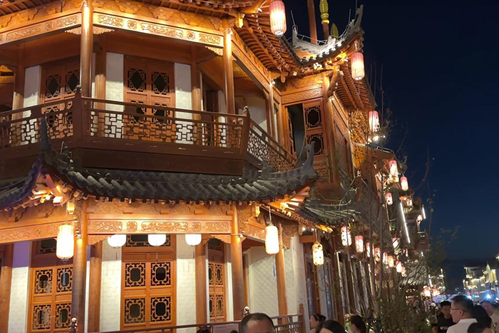 明亮照明集團(tuán)古建筑亮化案例