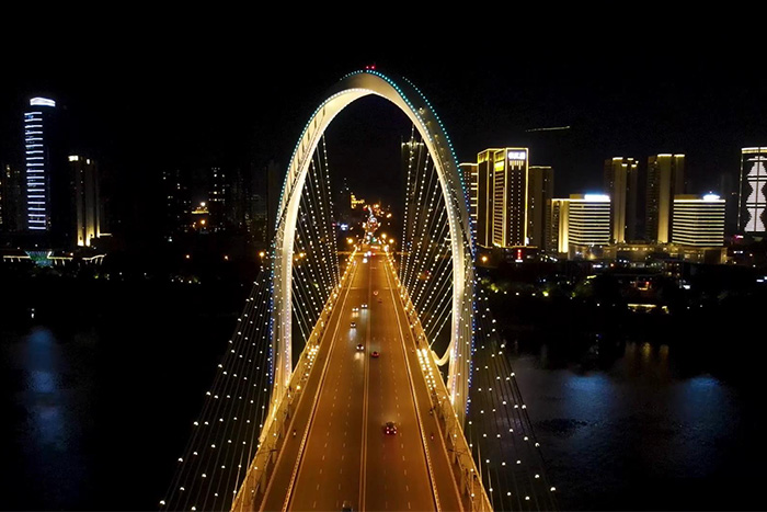 為什么這座橋梁亮化夜晚如此吸睛？